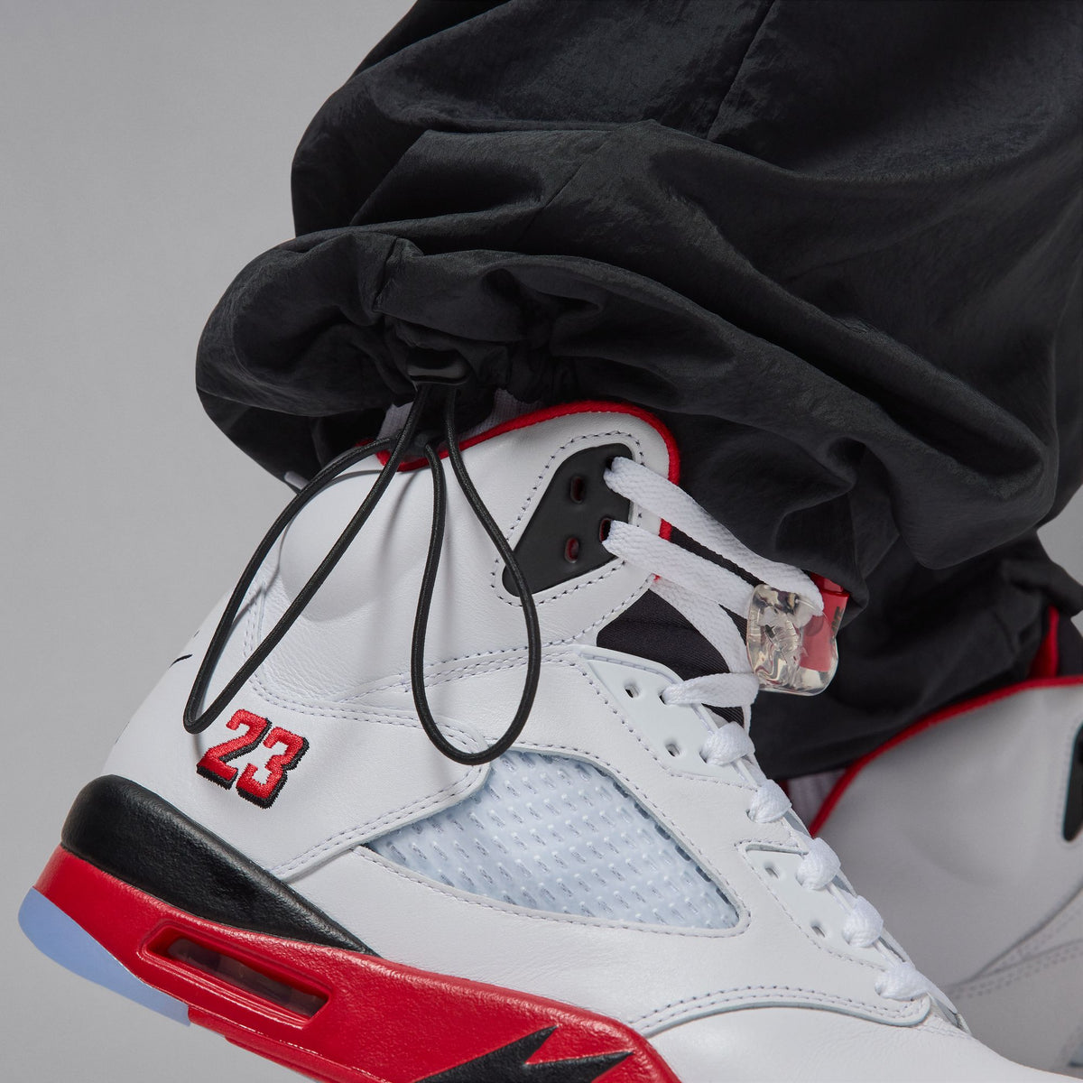 Jordan Brooklyn Draft Pants Black/Gym Red IB1047-010