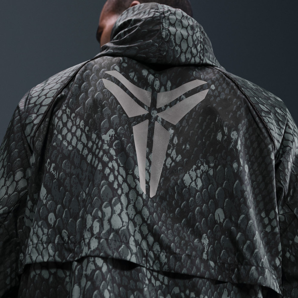 Kobe Bryant Woven Jacket - Black/Reflective Silver IB2704-010