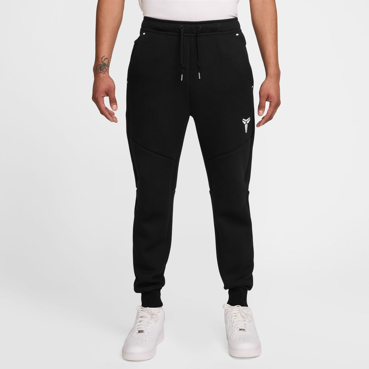 Kobe Bryant Tech Fleece Joggers Black/White IB2716-010