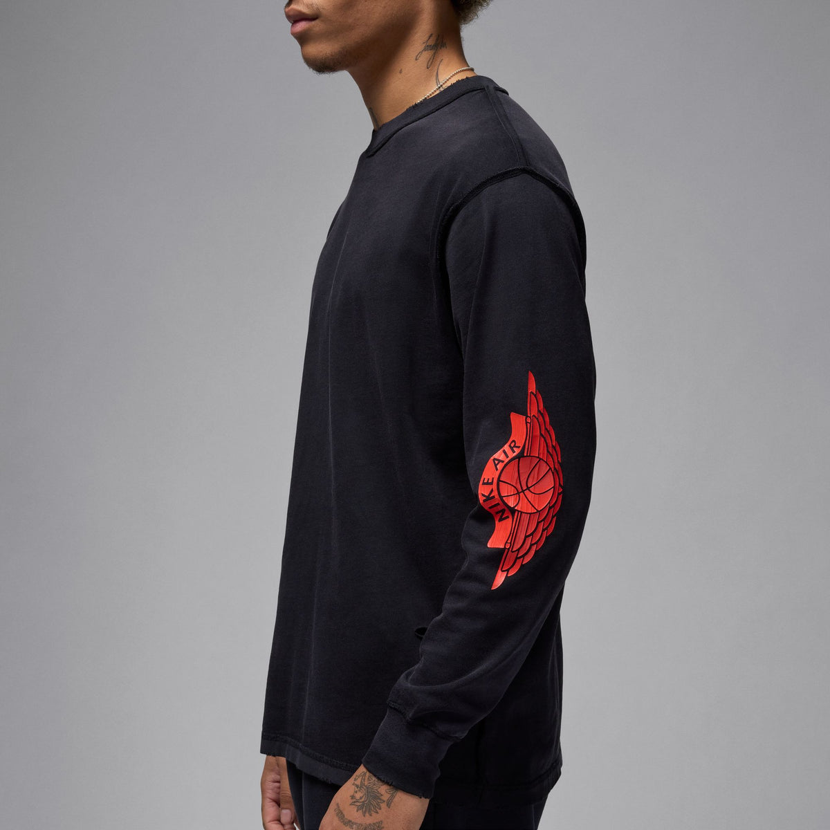 Jordan Rare Air Long-Sleeve T-Shirt Black/Chile Red IB3134-010