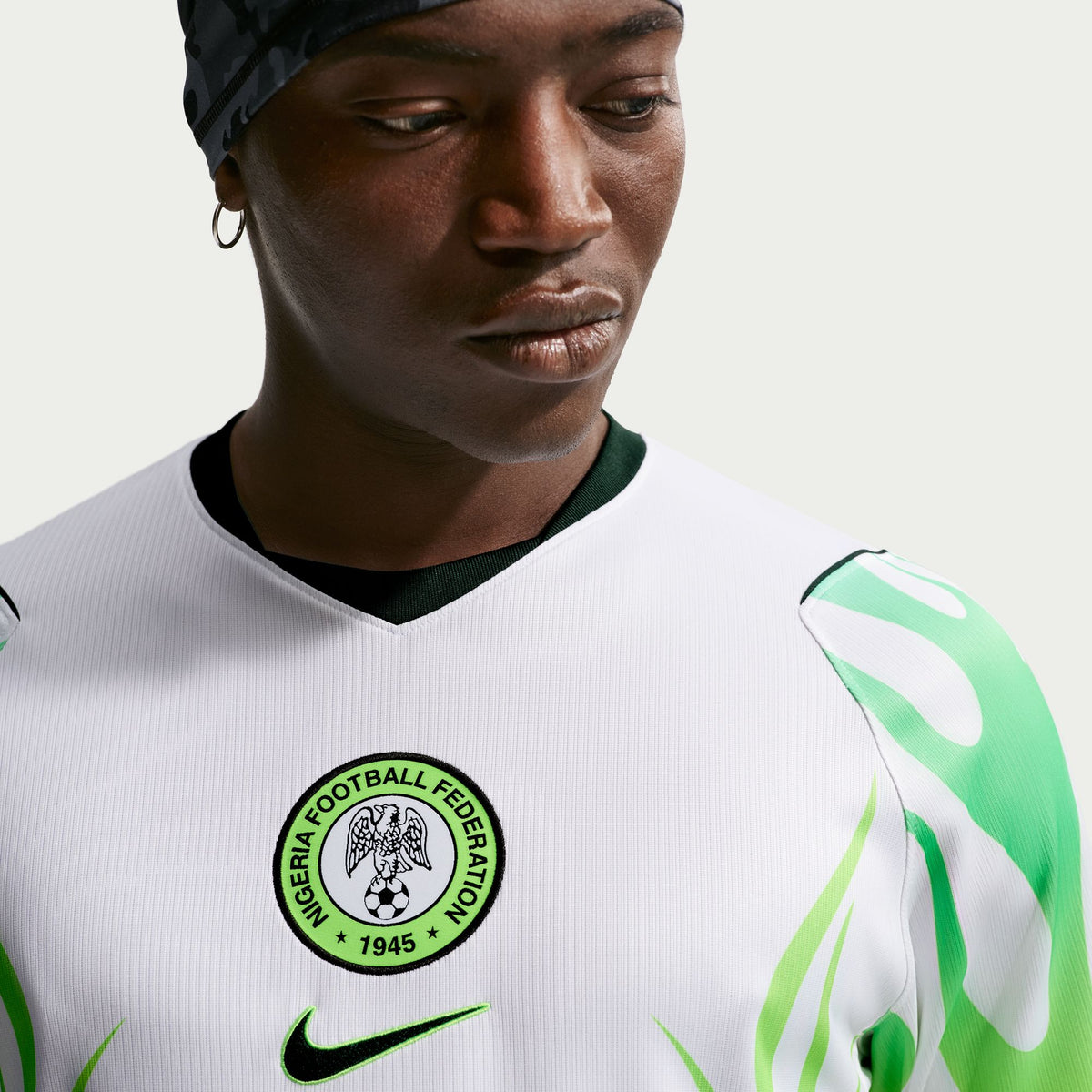Nigeria 2026 Stadium Away Soccer Jersey White/Green Glow/Black IB5376-100