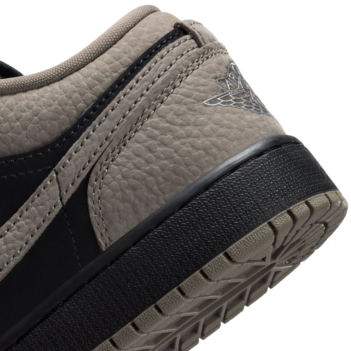 (GS) Air Jordan 1 Low SE - Black/Olive Grey/Lt Wild Mango IB7111-005