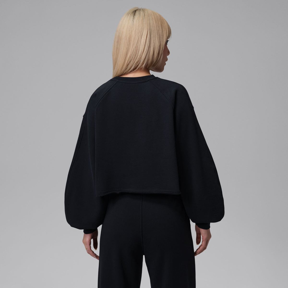 W JORDAN FLIGHT FLEECE MOD CROP CREWNECK