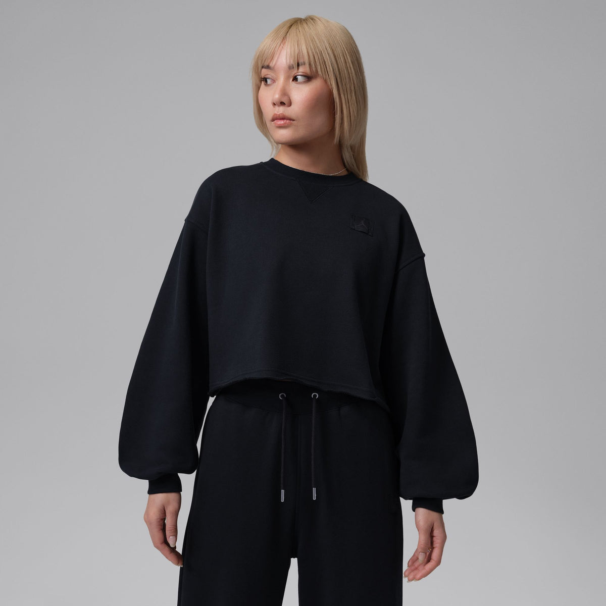 W JORDAN FLIGHT FLEECE MOD CROP CREWNECK