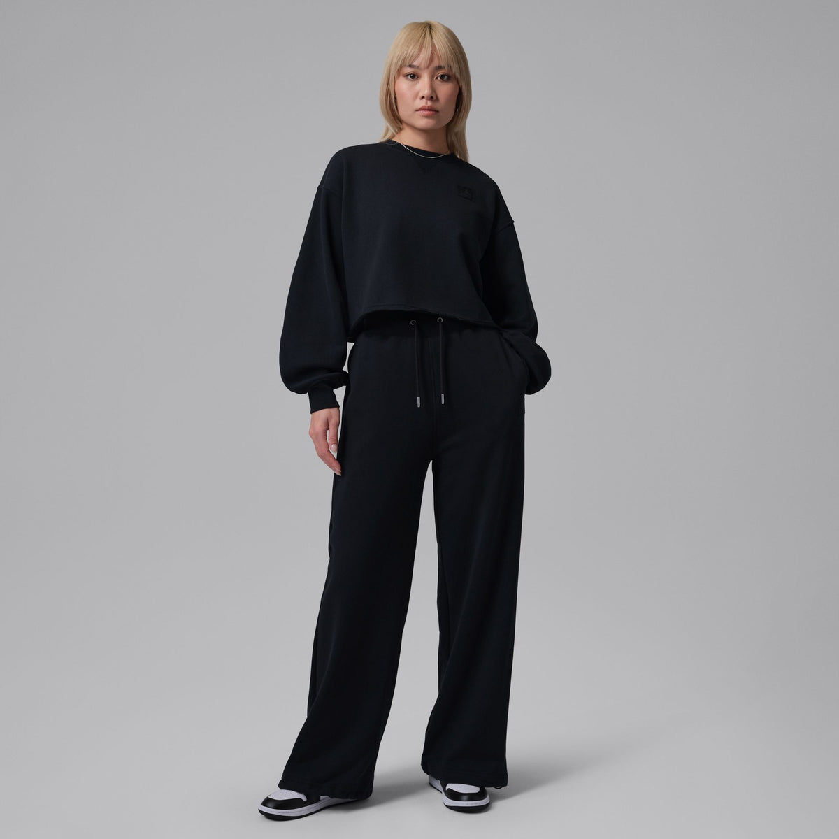 W JORDAN FLIGHT FLEECE MOD CROP CREWNECK