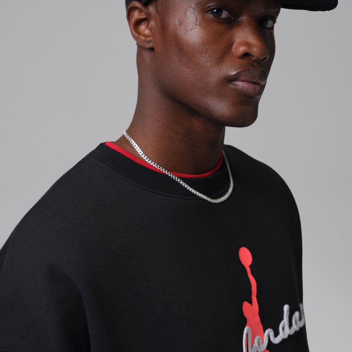 Jordan Brooklyn Fleece Crewneck Sweatshirt Black/Infrared 23 IF1845-010