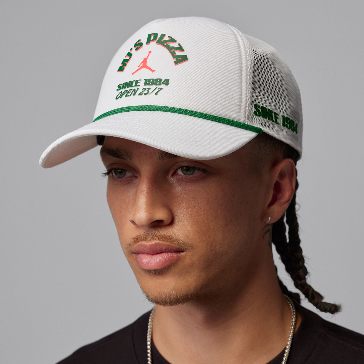 Jordan Rise Structured Trucker Cap White/Court Green/Infrared23 IF3536-100