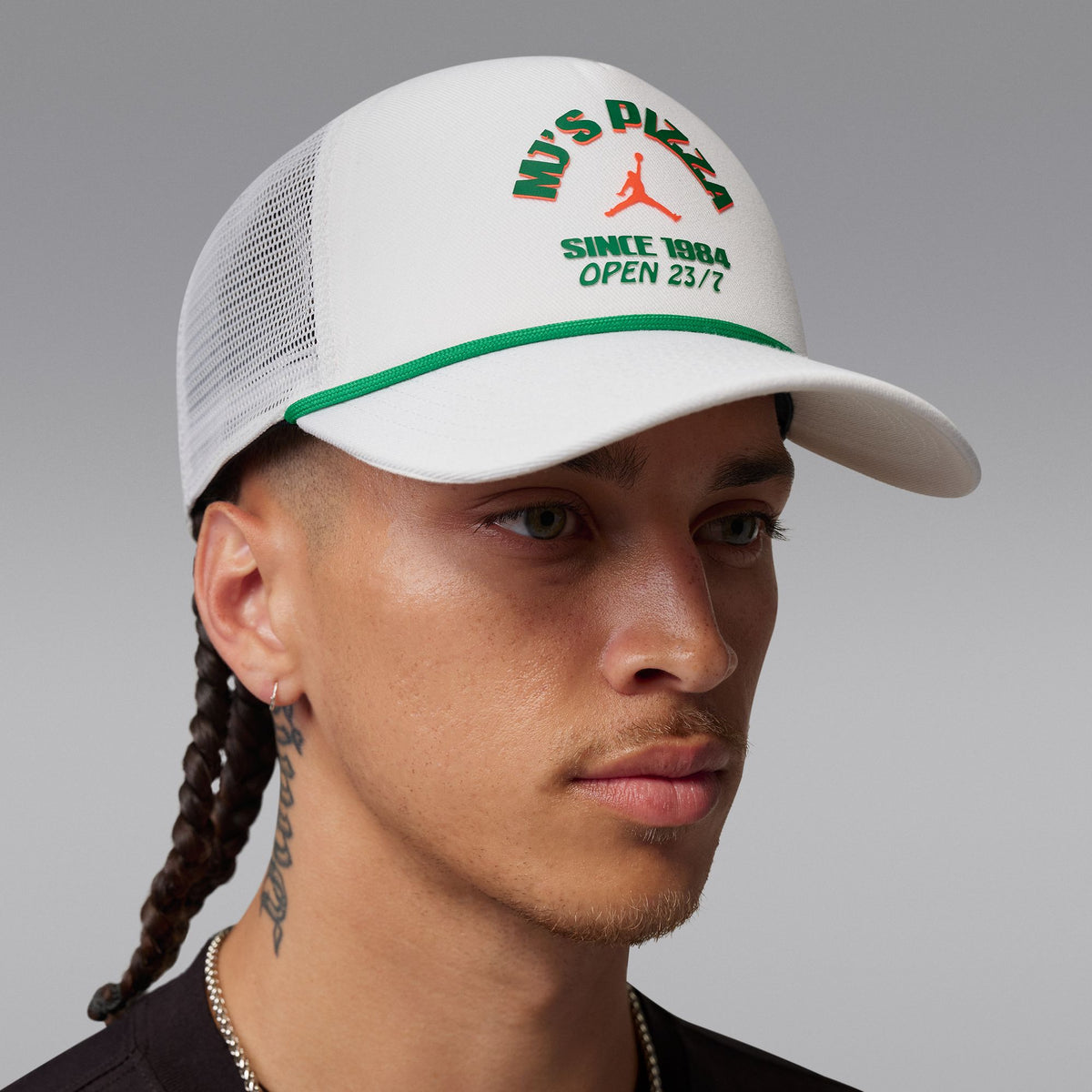 Jordan Rise Structured Trucker Cap White/Court Green/Infrared23 IF3536-100