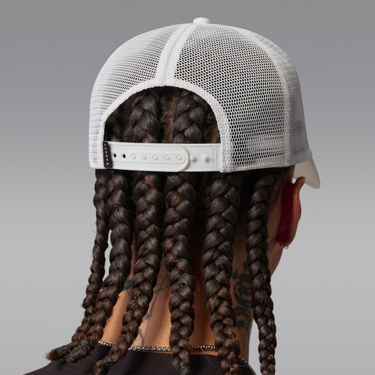 Jordan Rise Structured Trucker Cap White/Court Green/Infrared23 IF3536-100