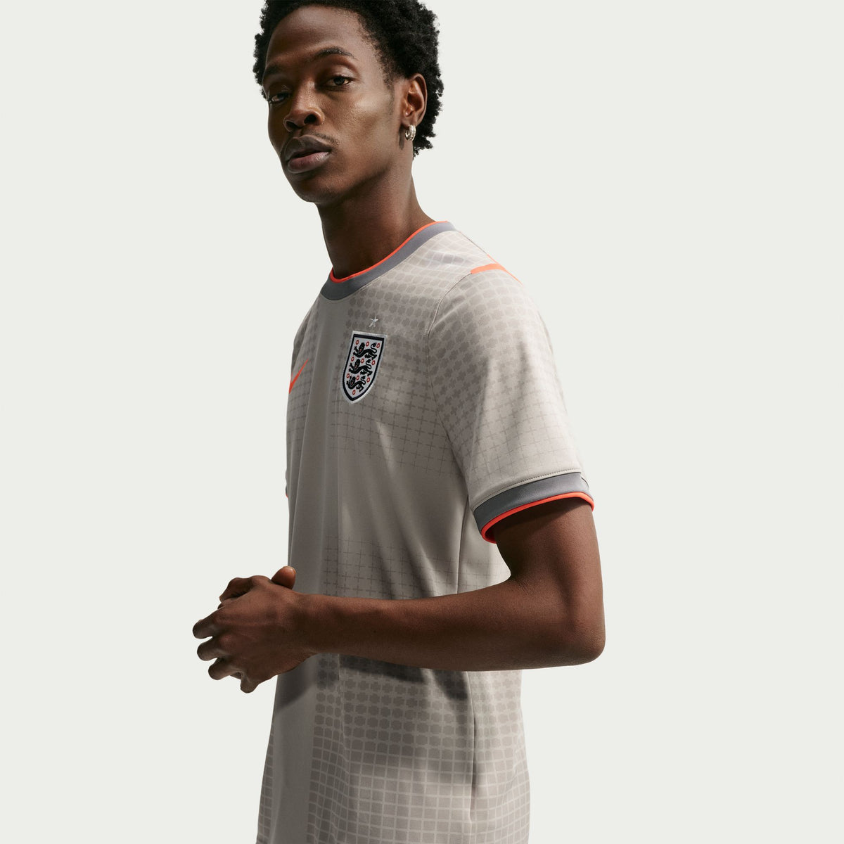 England X Palace Academy Pro Short-Sleeve Soccer Top Pewter Grey/Bright Crimson IH1670-052