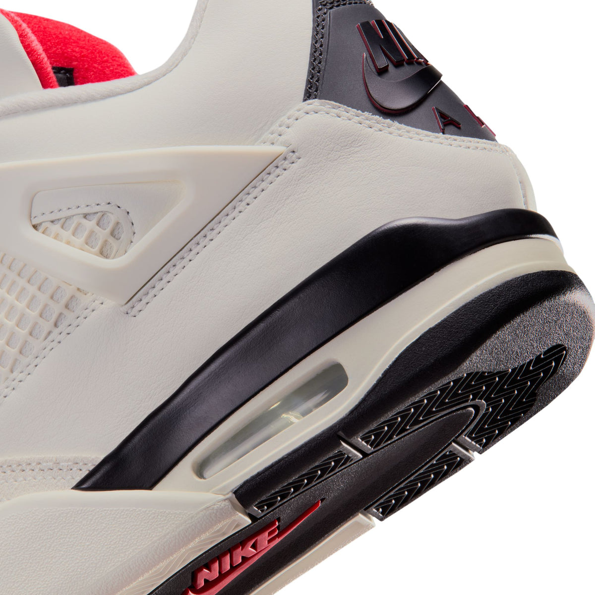 Air Jordan 4 Retro "Flight Club" - Sail/Black/University Red IM4002-100