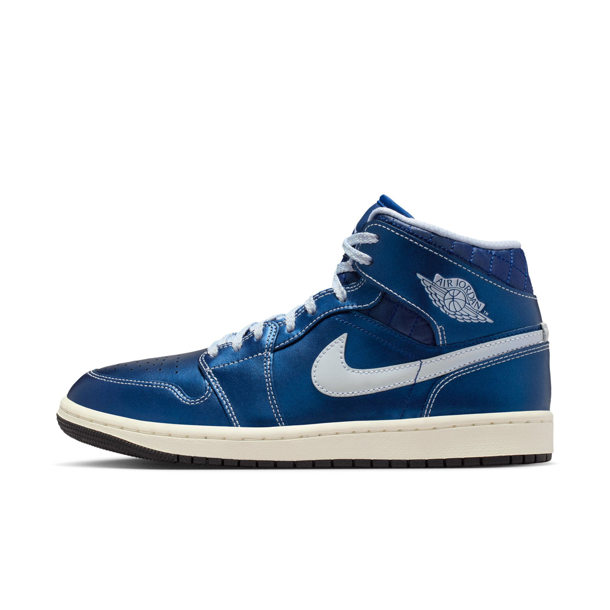 W Air Jordan 1 Mid SE Black/Ghost/Coconut Milk/Hot Lava Air Jordan 1 Mid SE IM5128-001