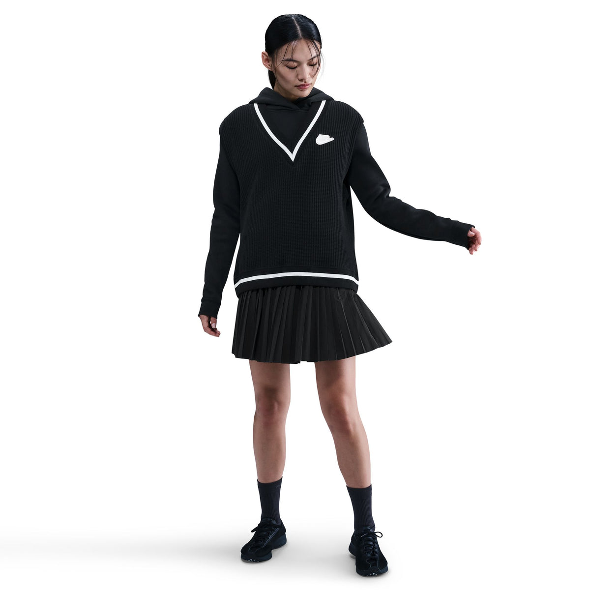 Nike W NSW Pleated Skirt Black/Sail IM7463-010