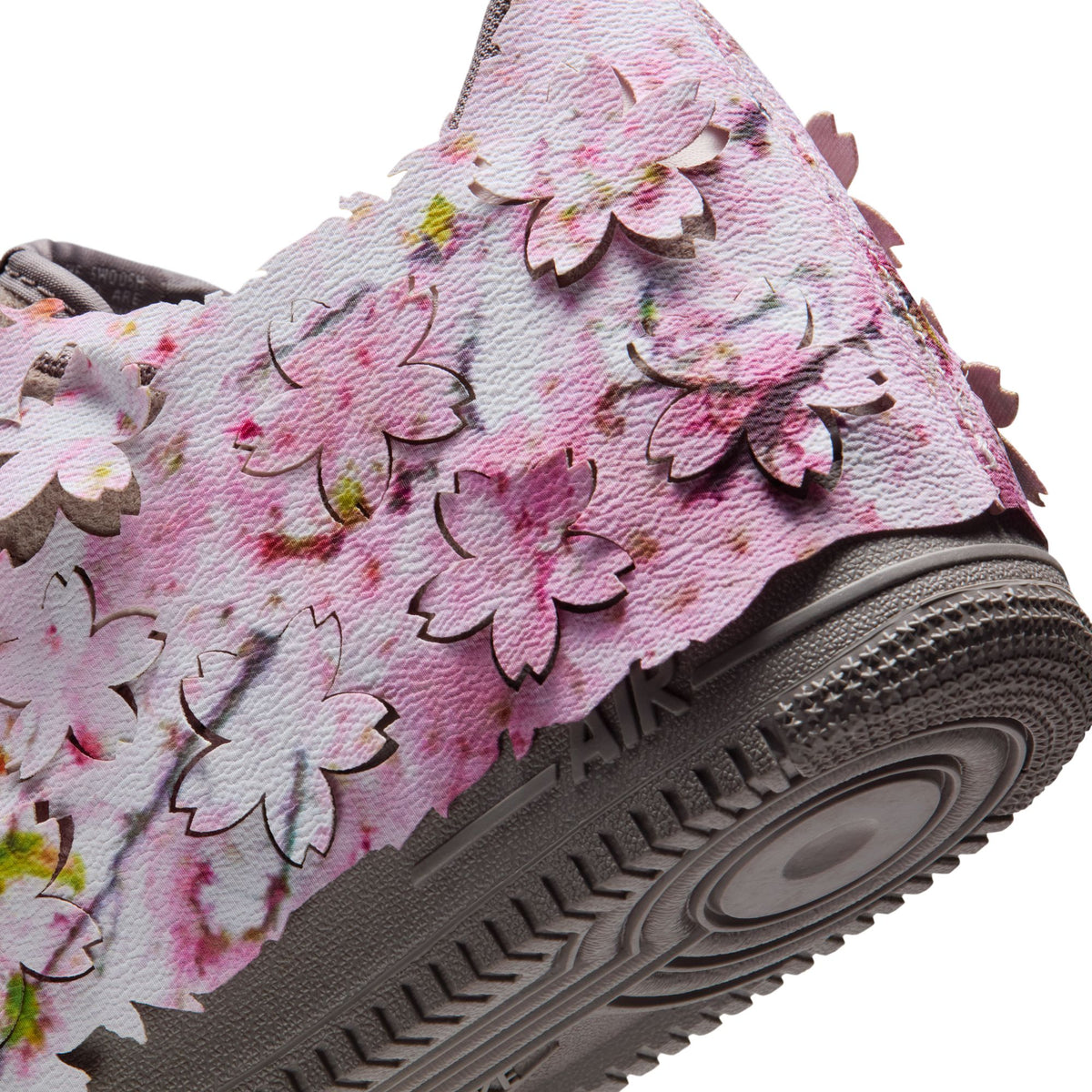 Air Force 1 '07 Premium Malt/Light Soft Pink/Particle Rose IQ3472-298