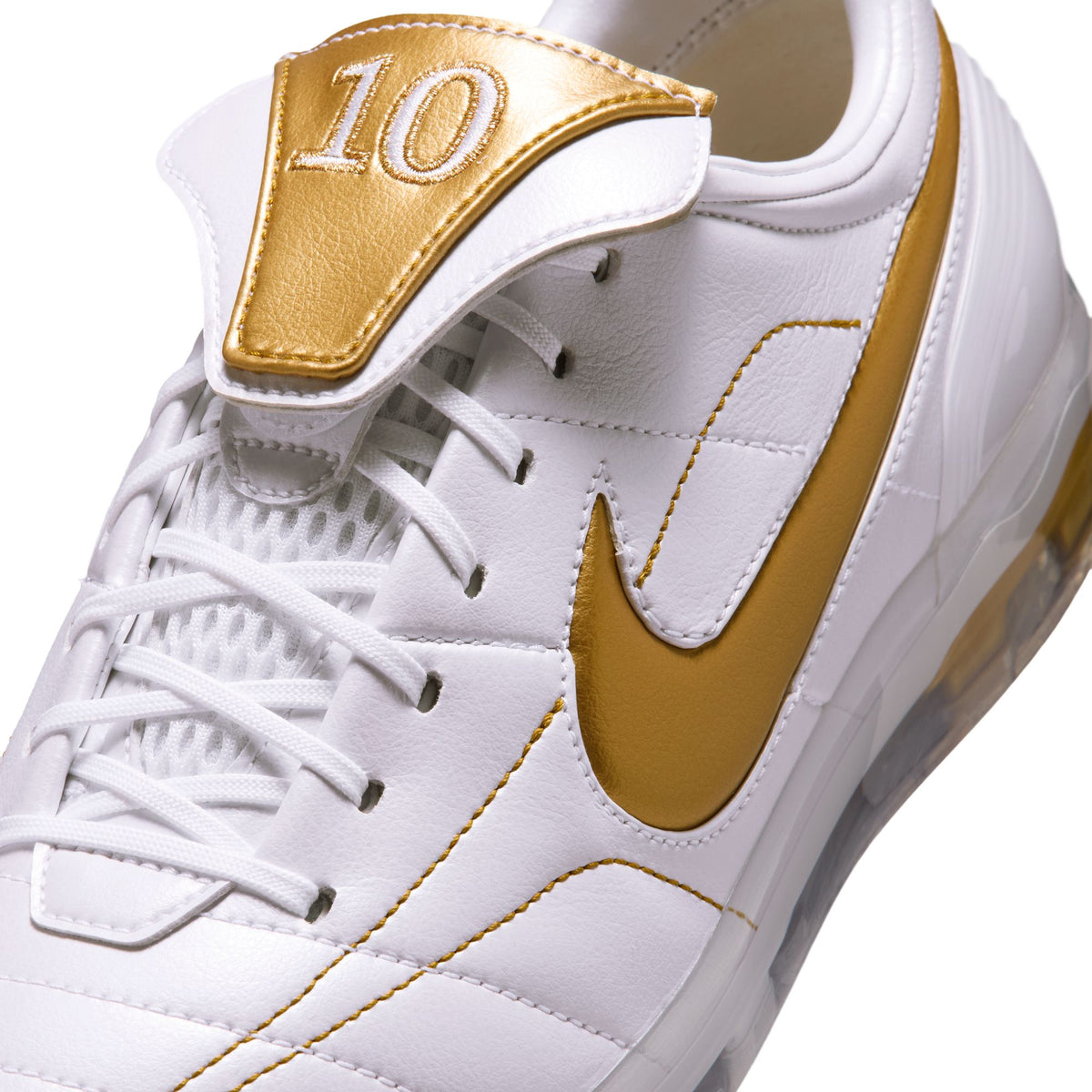 Cryoshot Tiempo Legend R10 OG White/Metallic Gold IQ8164-100