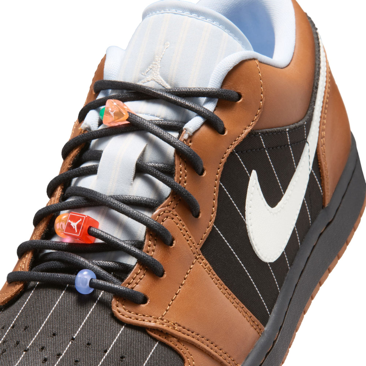 Air Jordan 1 Low SE Black/Sail/Lt British Tan IR7560-010
