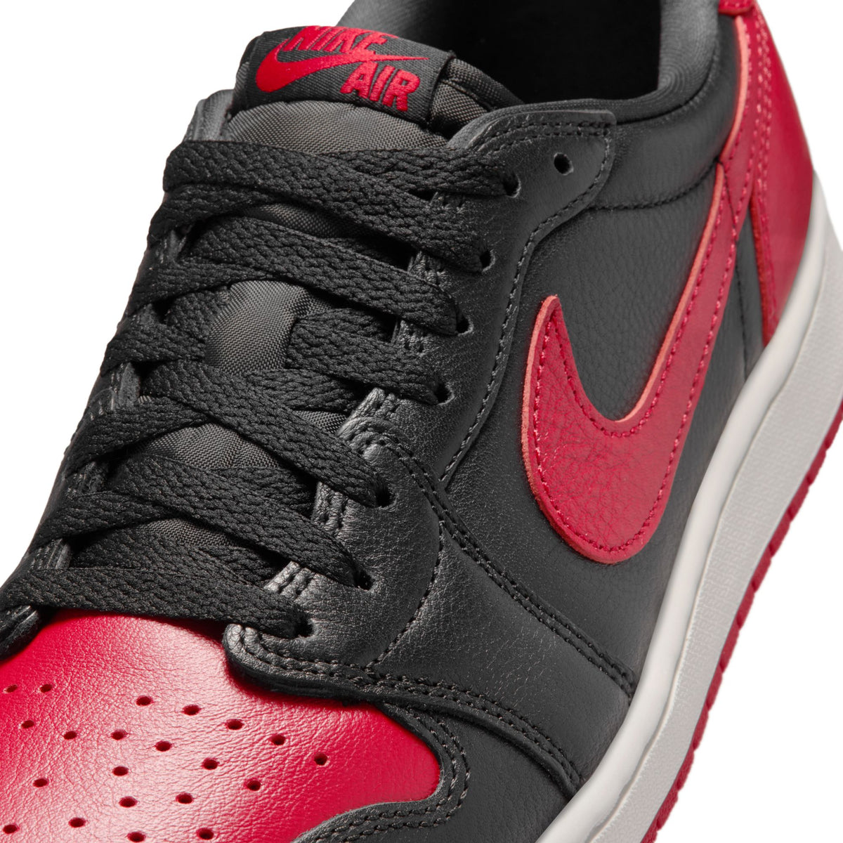 Air Jordan 1 Retro Low OG Black/Varsity Red/Summit White IW6276-001