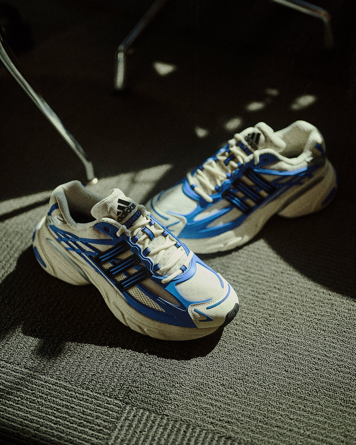 Adidas Adistar XLG 2.0 Hir Blue/Core Black/Off White