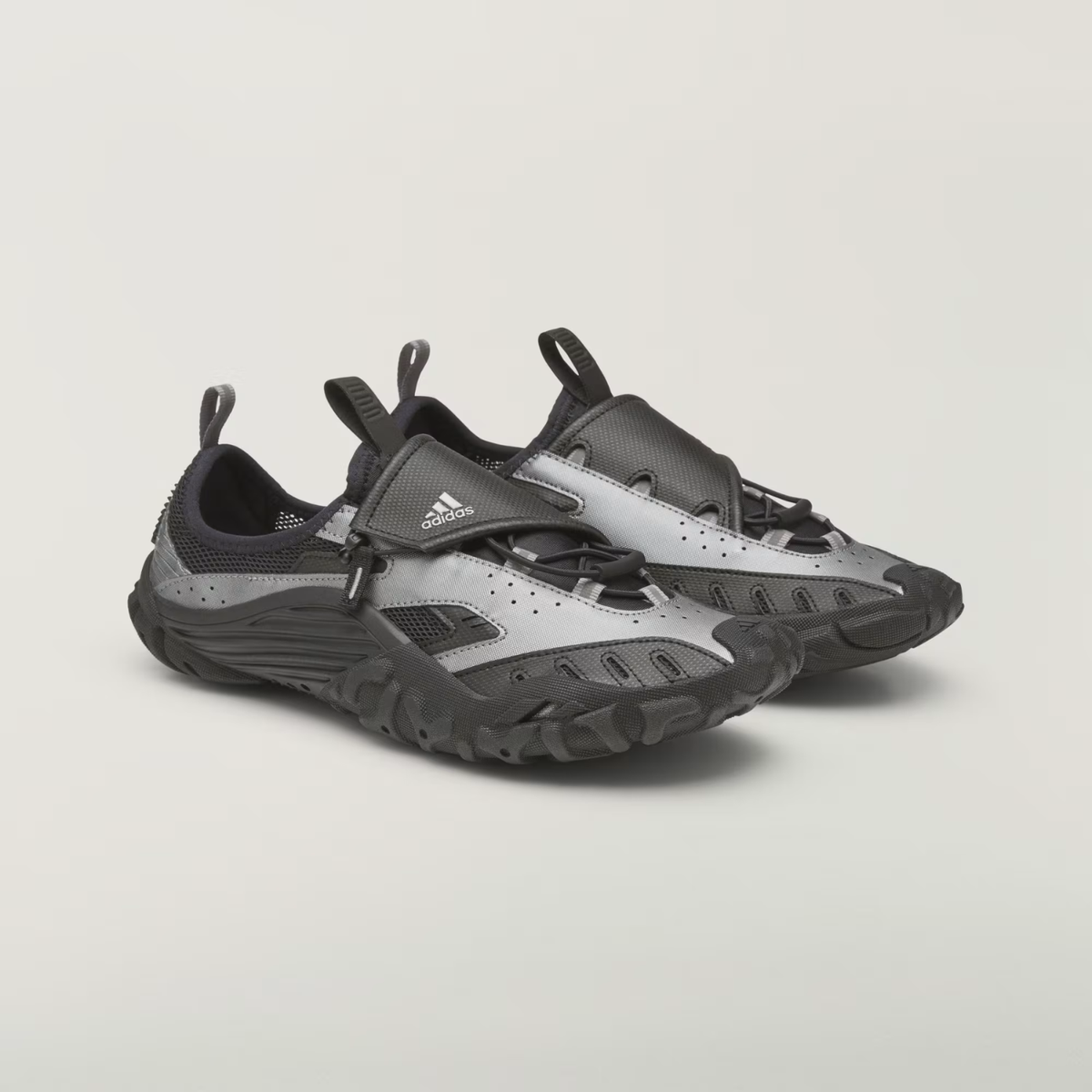 Adidas Pharrell Williams Virginia Water MOC Core Black/Iron Metallic/Silver Metallic