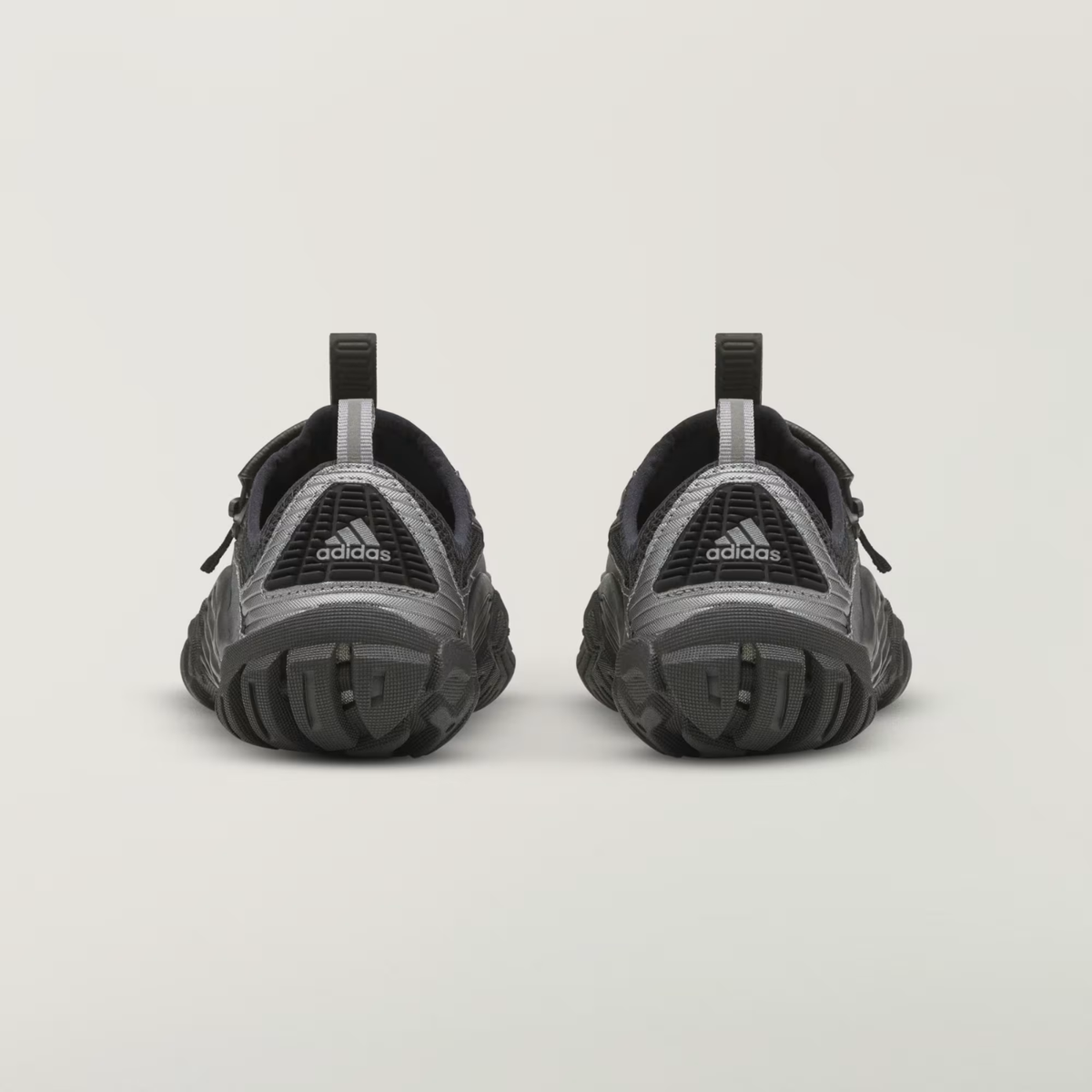 Adidas Pharrell Williams Virginia Water MOC Core Black/Iron Metallic/Silver Metallic