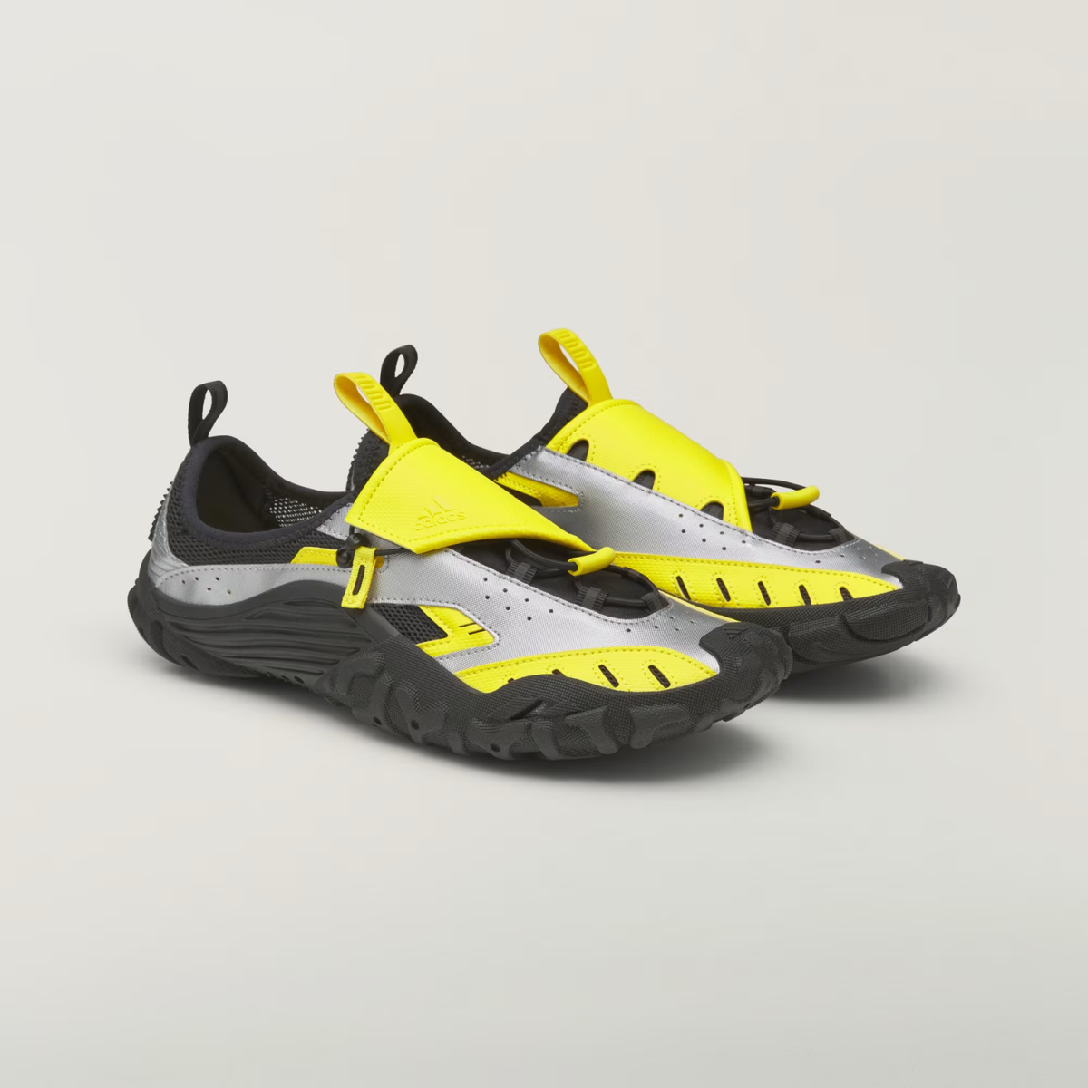 Adidas Pharrell Williams Virginia Water MOC Yellow/Core Black/Silver Metallic