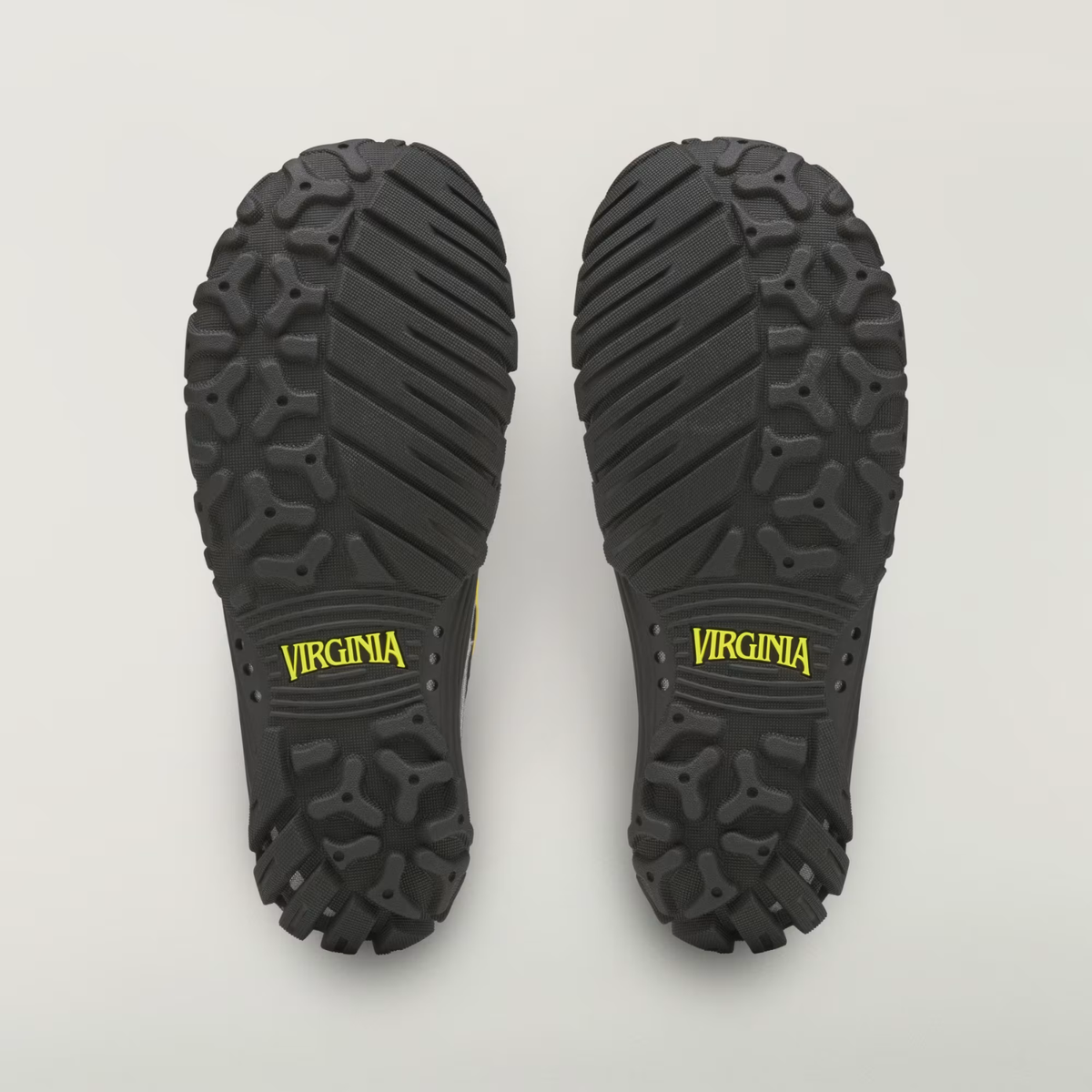 Adidas Pharrell Williams Virginia Water MOC Yellow/Core Black/Silver Metallic