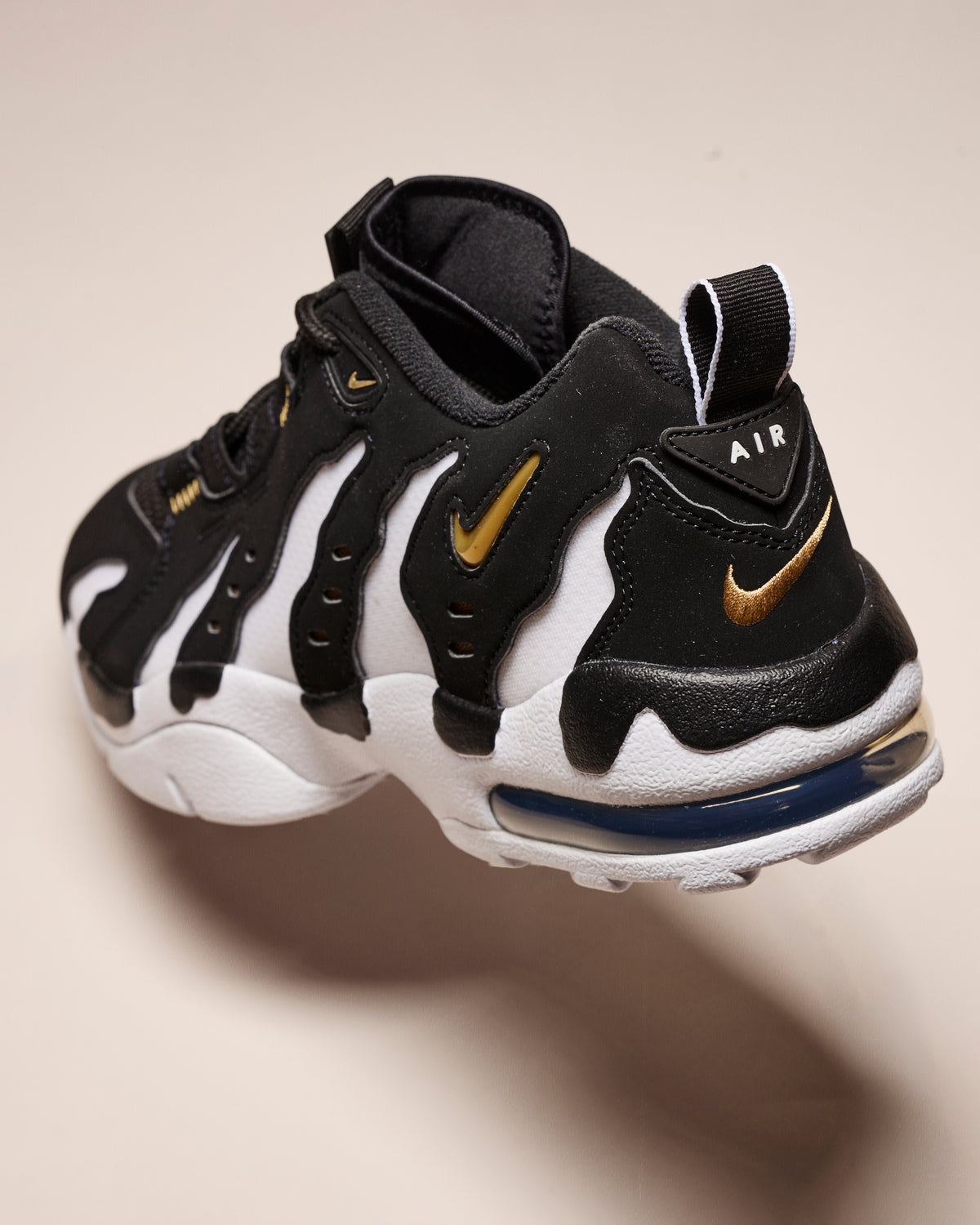 Air DT Max '96 Low Black/Metallic Gold/White IF5478-001