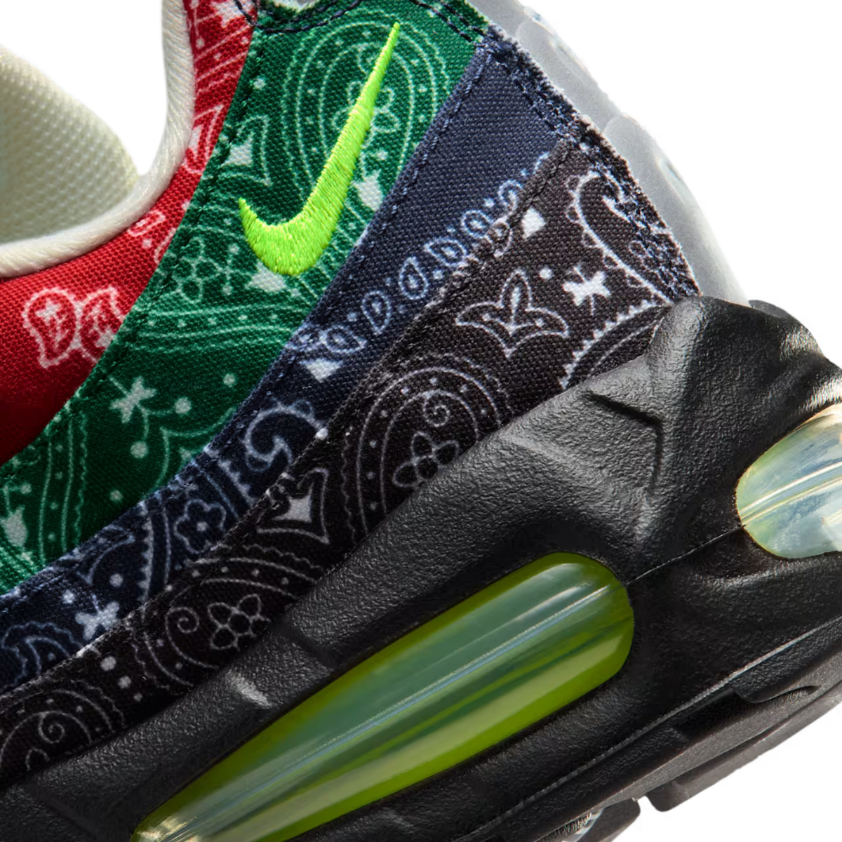Air Max 95 Big Bubble Sail/Volt/University Red/Sport Green IQ0620-100
