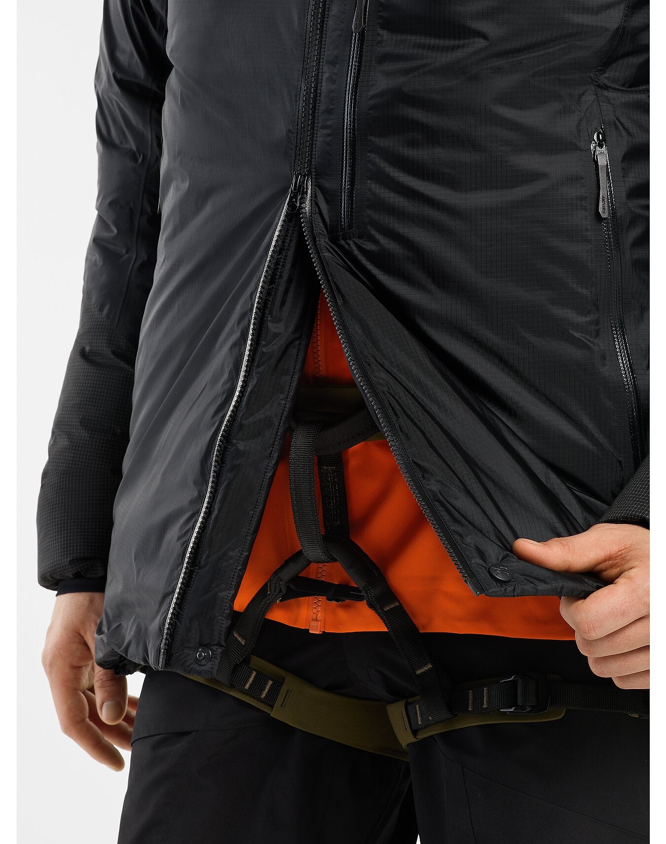 ALPHA PARKA - BLACK I ARC'TERYX - Momentum Clothing