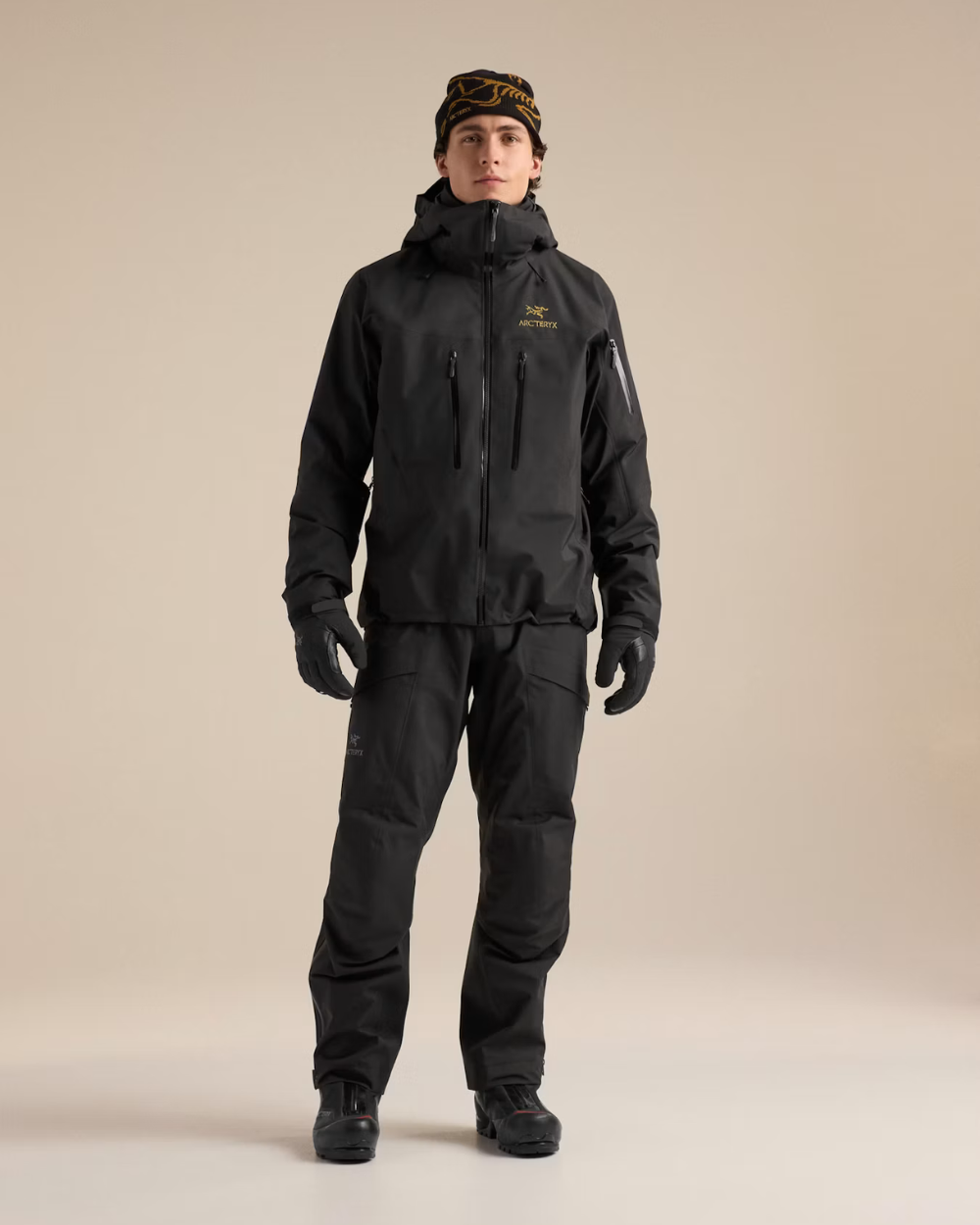 Arc'Teryx Alpha SV Jacket 24K Black