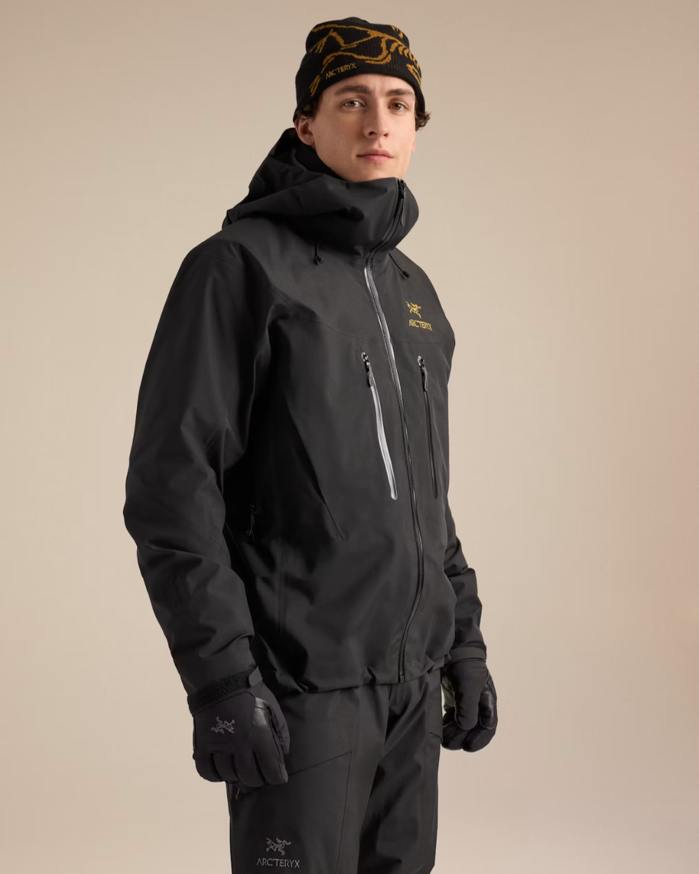 Arc'Teryx Alpha SV Jacket 24K Black