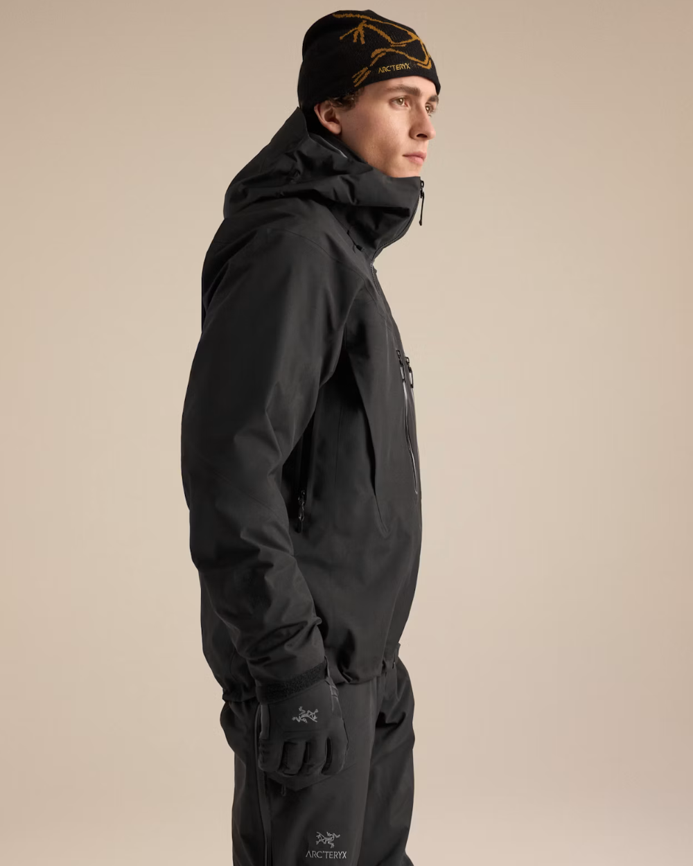 Arc'Teryx Alpha SV Jacket 24K Black