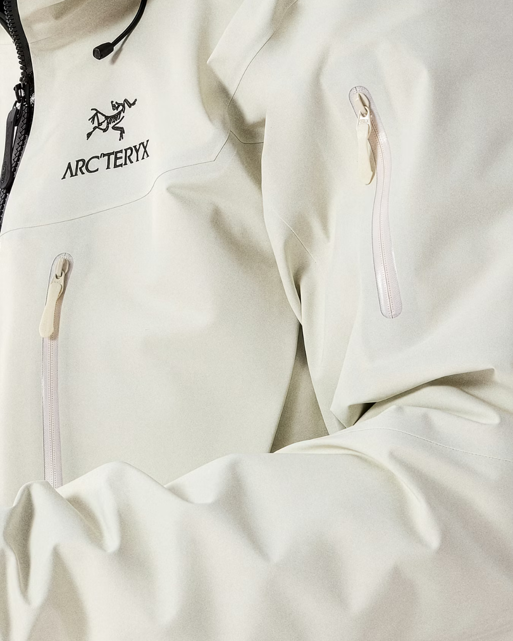 Arc'Teryx Alpha SV Jacket Sea Salt/Black