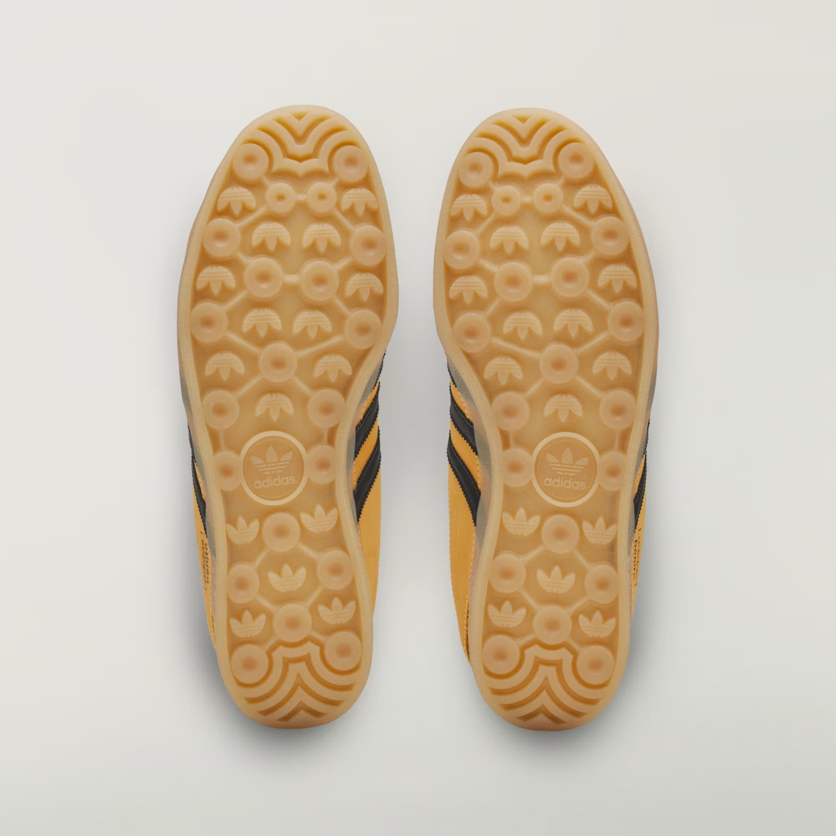 Bad Bunny Gazelle Indoor Solar Gold/Core Black/Gum3