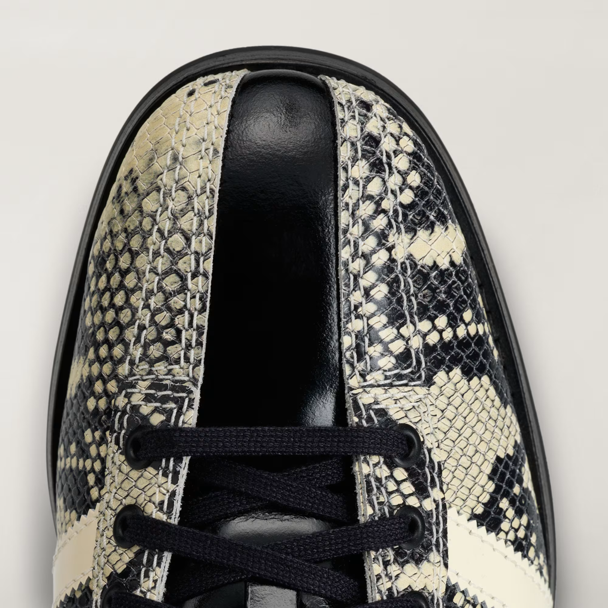 Braindead X Adidas Bowling Supplier Color/Cream White/Core Black KJ0662