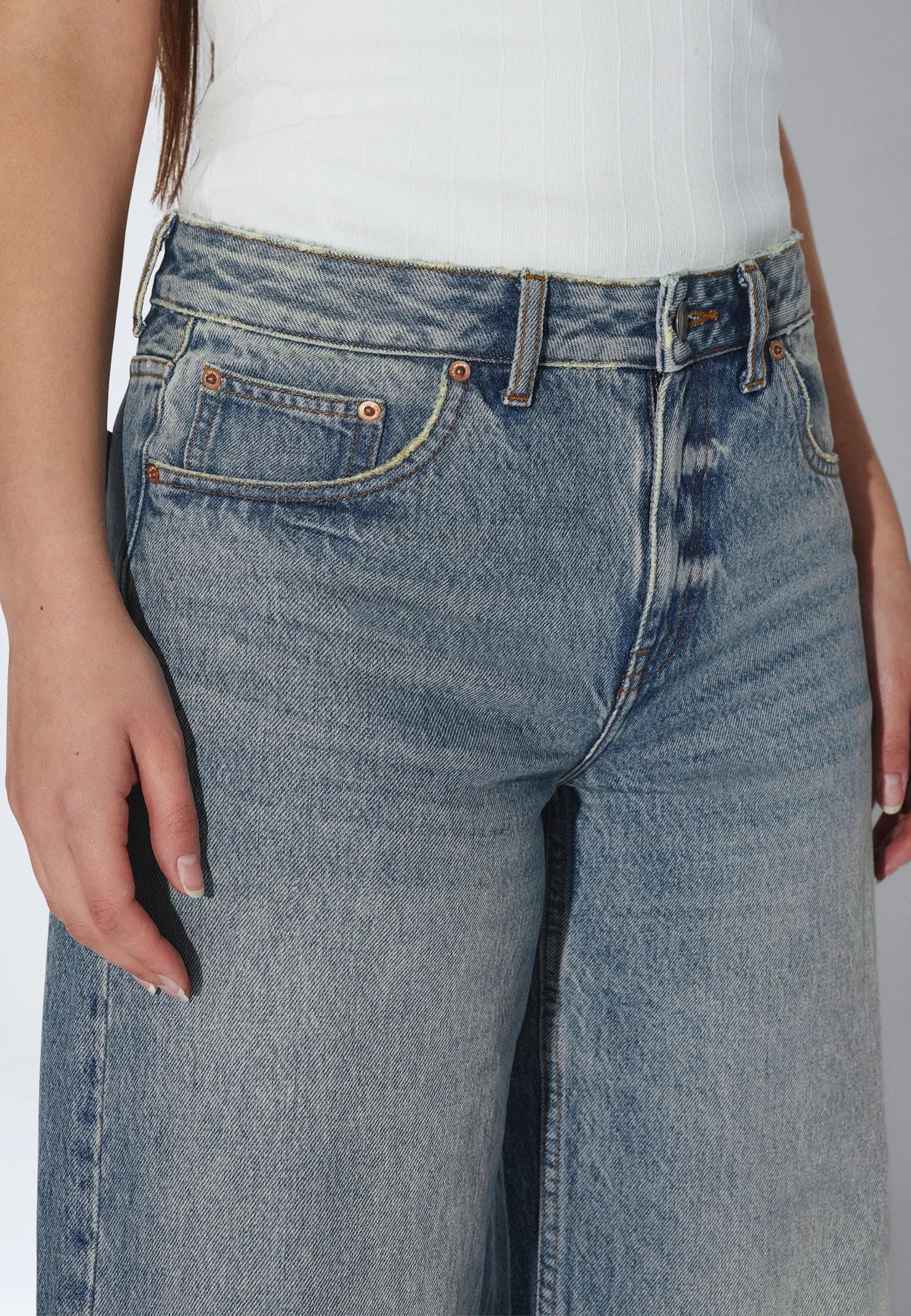 Dr.Denim W Rhue Low Wide Jeans Stream Sky Fade Vintage