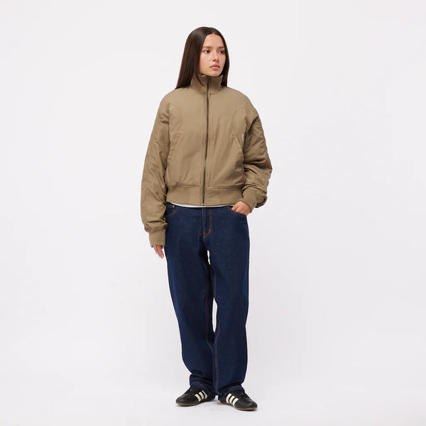 FA25_ONMODEL_JACKETS_INSULATED FA25_ONMODEL_JACKETS_INSULATED