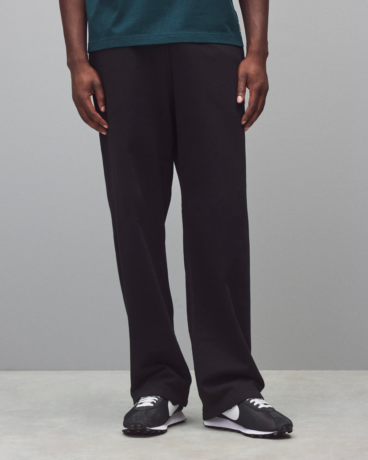 Reigning Champ Midweight Terry Relaxed Sweatpant Black