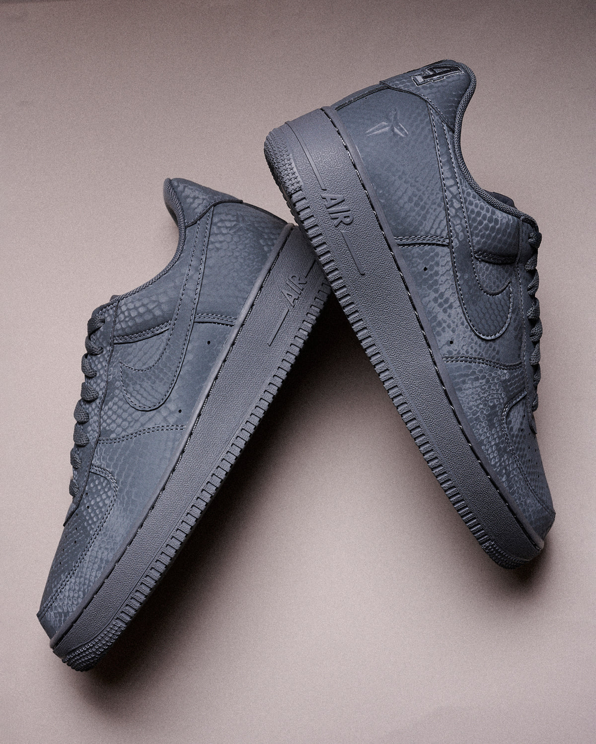 KOBE Air Force 1 Low Cool Grey/Wolf Grey IB0018-004