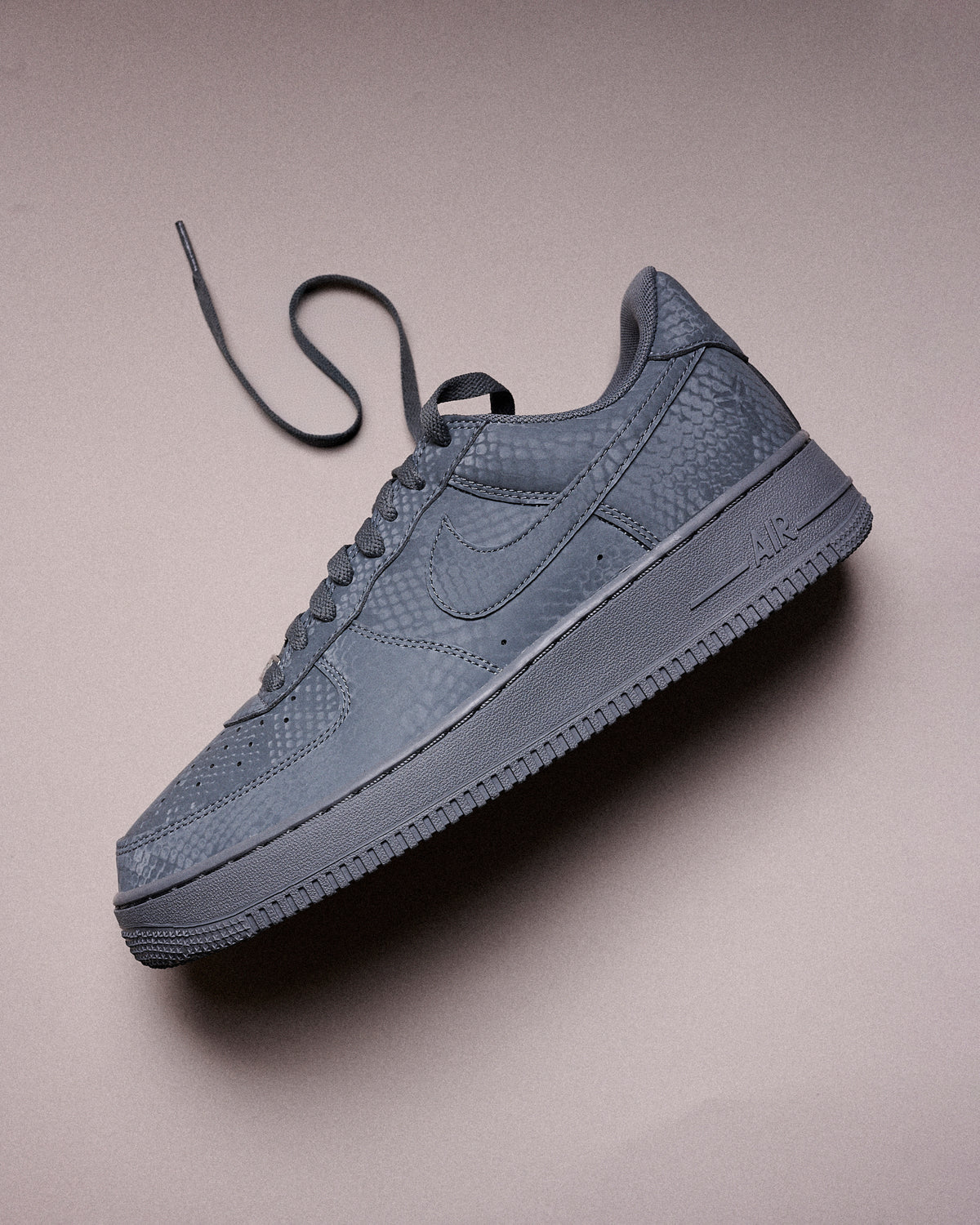 KOBE Air Force 1 Low Cool Grey/Wolf Grey IB0018-004