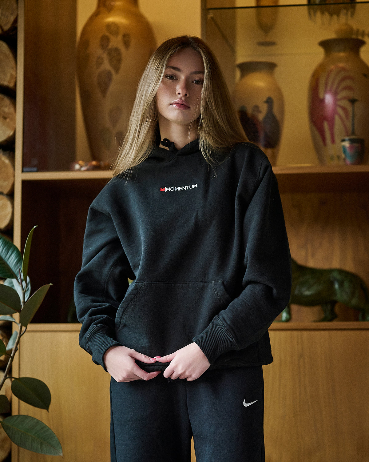 Momentum Basic Hoody Black