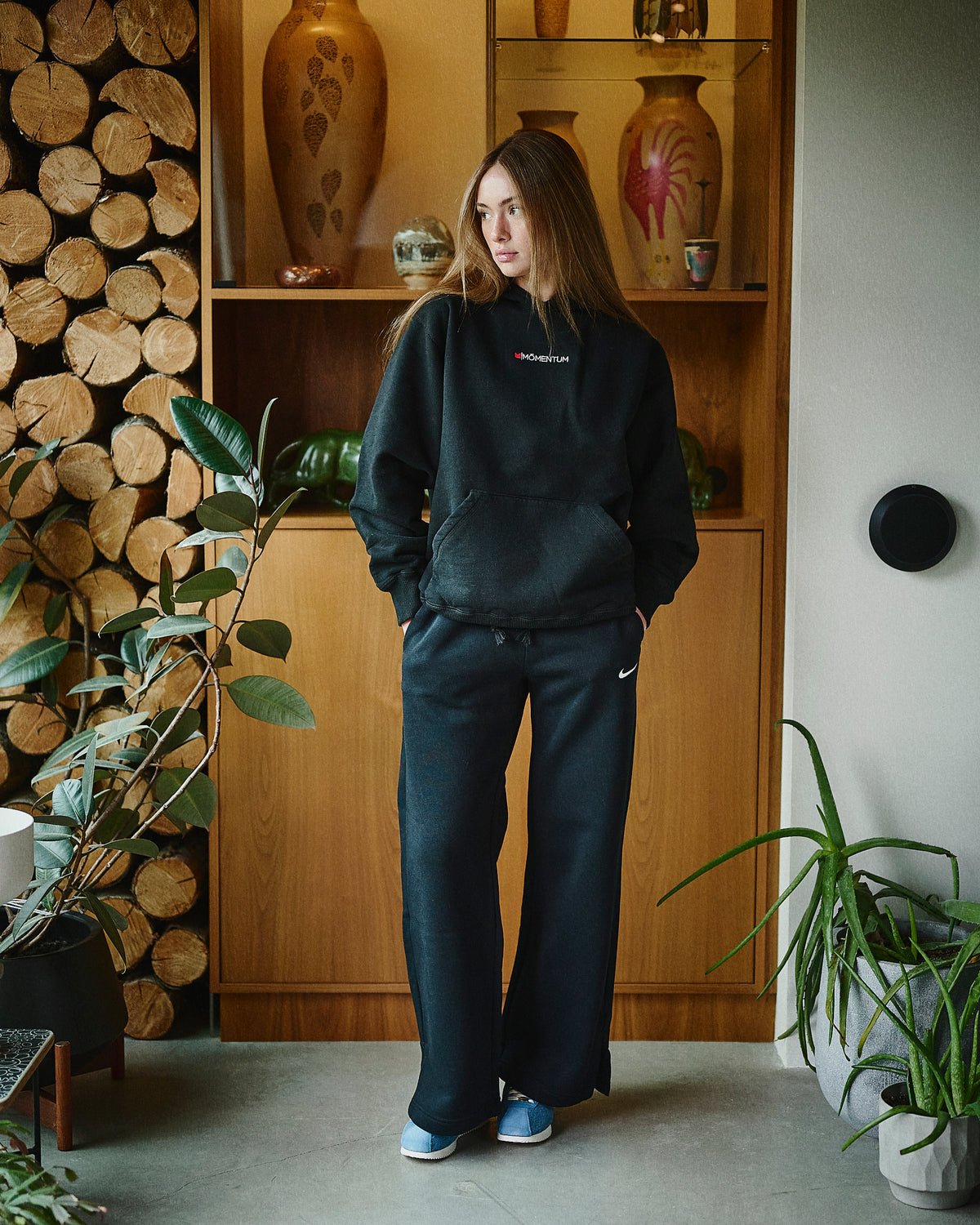Momentum Basic Hoody Black