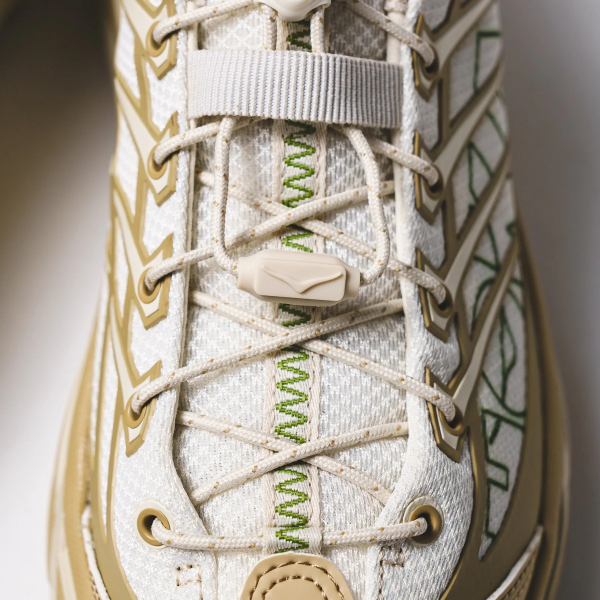 Hoka Mafate Three2 Wordmark Khaki Oatmeal