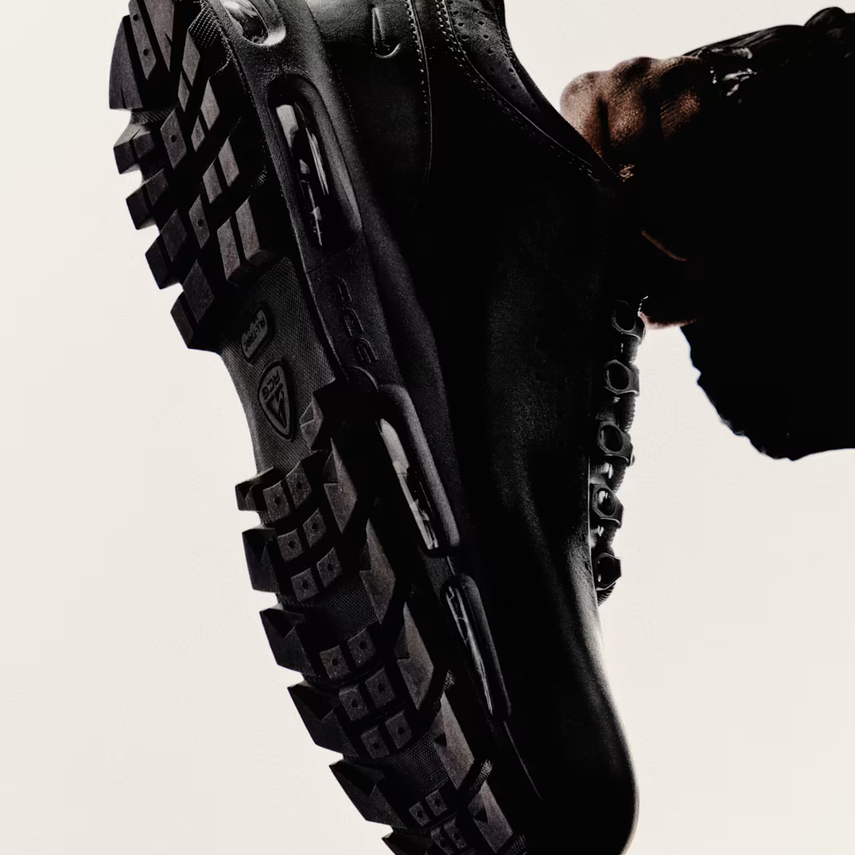 Nike Air Max Goadome Low SP Black IQ0641-001