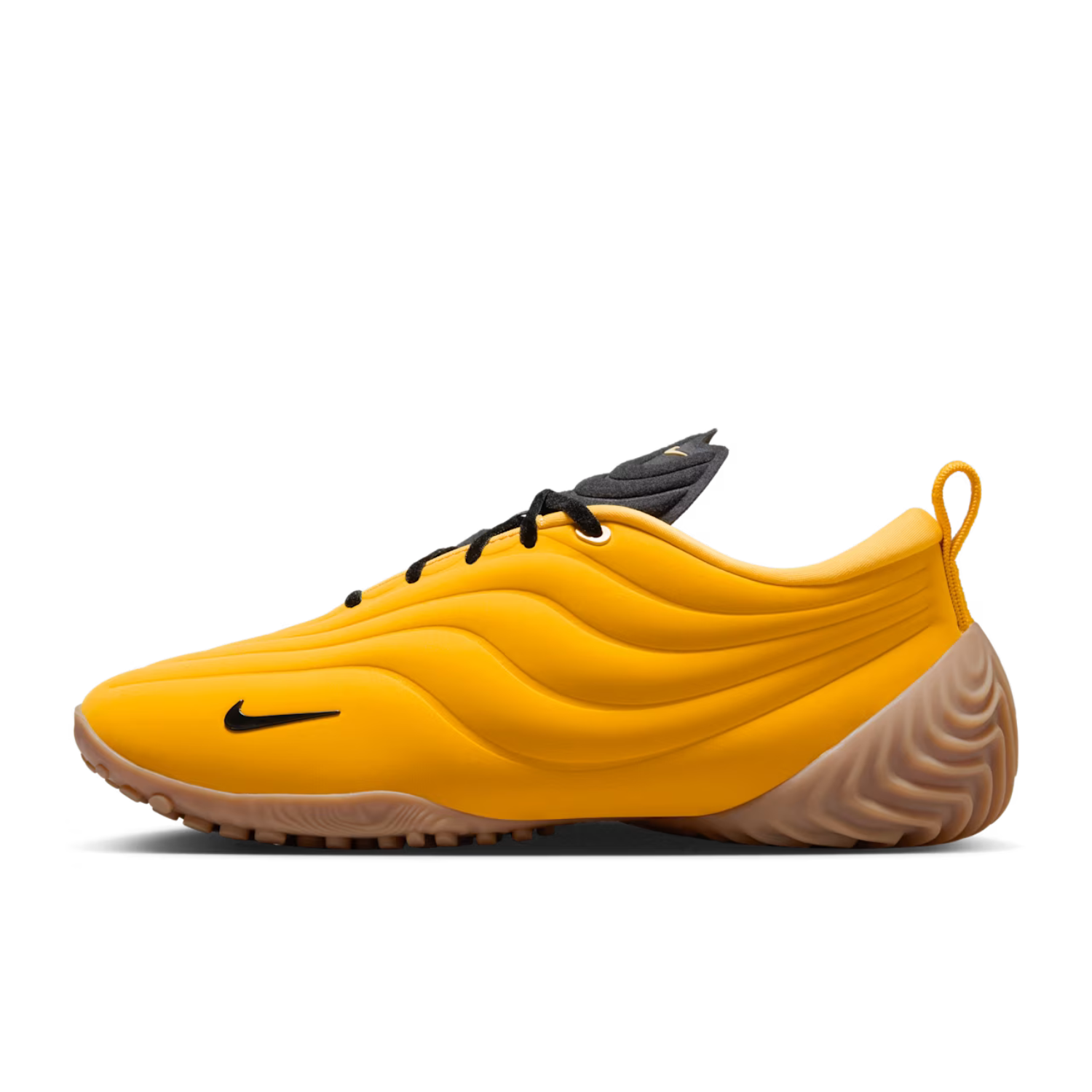 Nike W Astra Ultra University Gold/Black FZ5778-701 I Momentum
