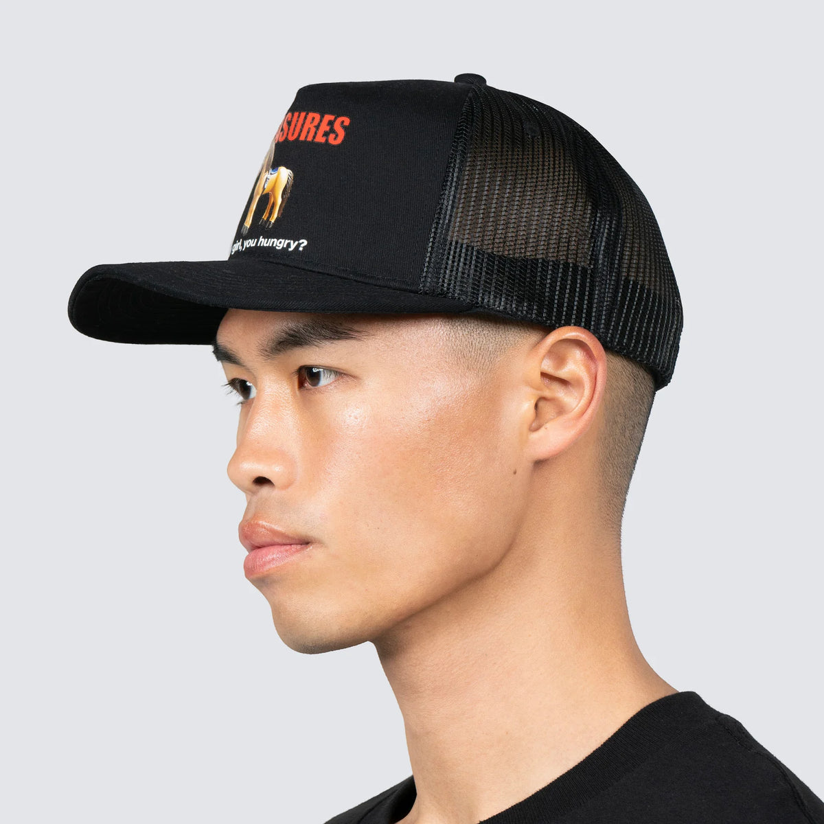 HORSE TRUCKER - BLACK