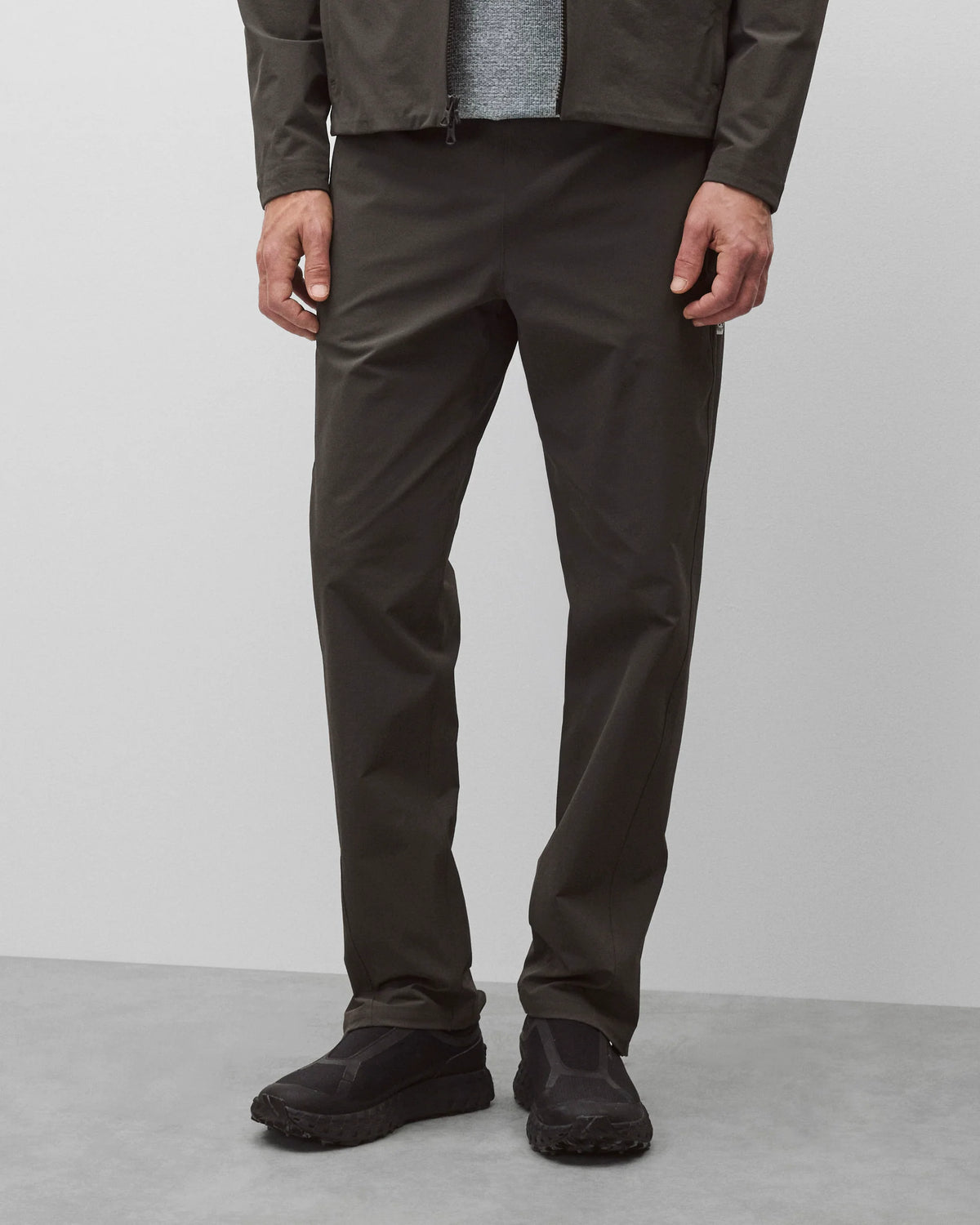Reigining Champ Nylon Oxford Team Standard Pant Carbon