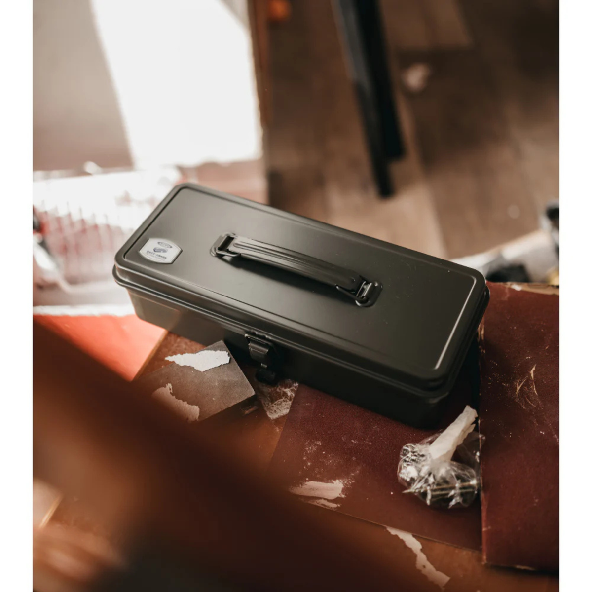Toyo T-320 Toolbox Black 