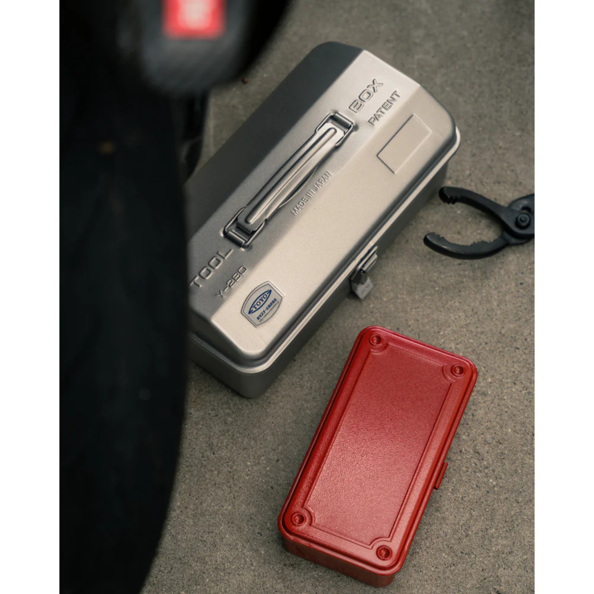Toyo Y-280 Toolbox Silver