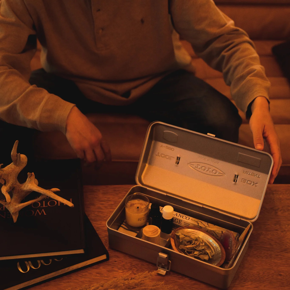 Toyo Y-280 Toolbox Silver